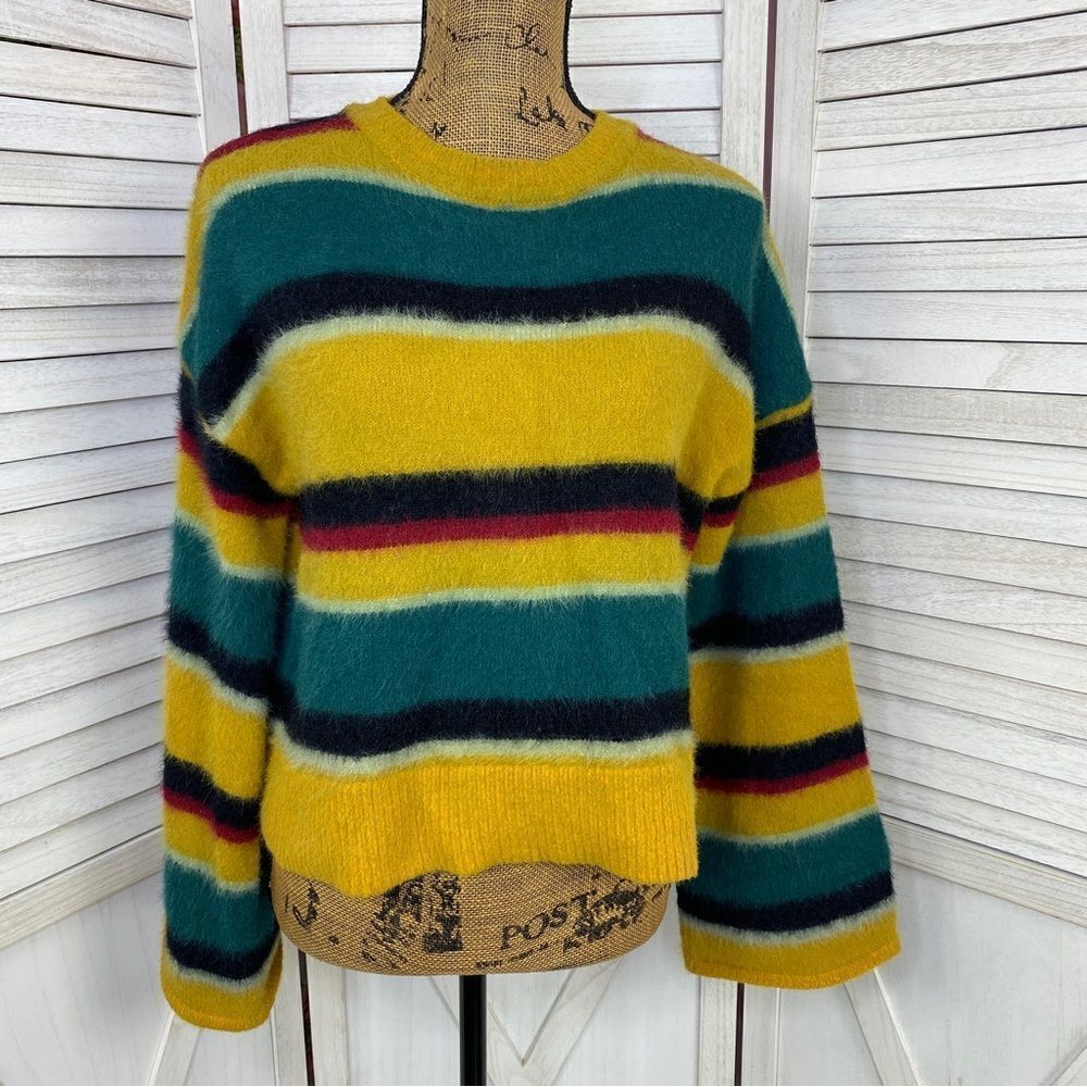 Woven Heart Striped Bell Sleeve Crop Sweater Yellow Green Medium